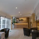 Oazis Panzio فندق مبيت وإفطار نايغكانيشا